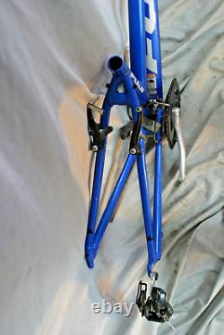Cadre de vélo de montagne Fuji Absolute 2.3 de 2005, taille 15, rigide, expédié depuis les États-Unis