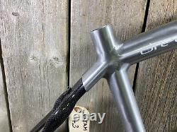 Cadre de vélo de route Eclipse Dream en alliage et en carbone Argent 43cm Petit Nouveau