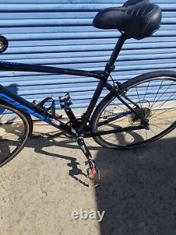 Vélo de route confort Giant Contend Med/l. Cadre noir/bleu avec de nombreux extras